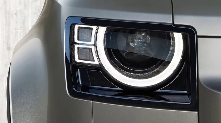 2025 Land Rover Defender OCTA