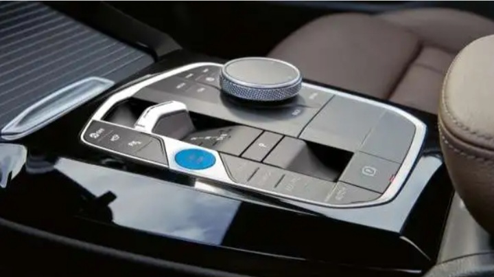 BMW ix3 2025